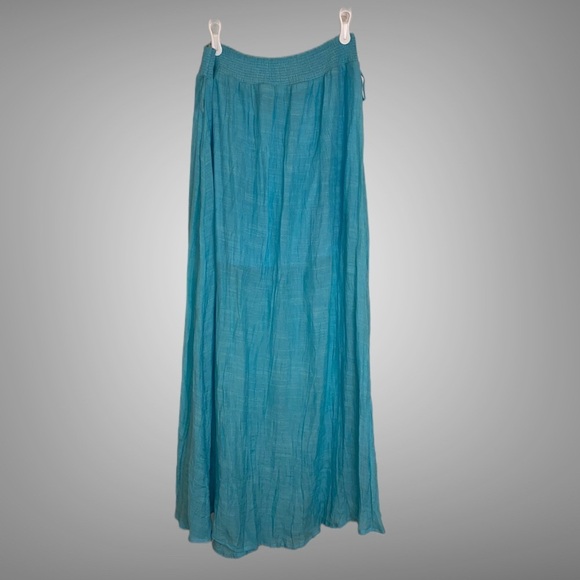 Miss Avenue Skirt - Picture 2 of 5